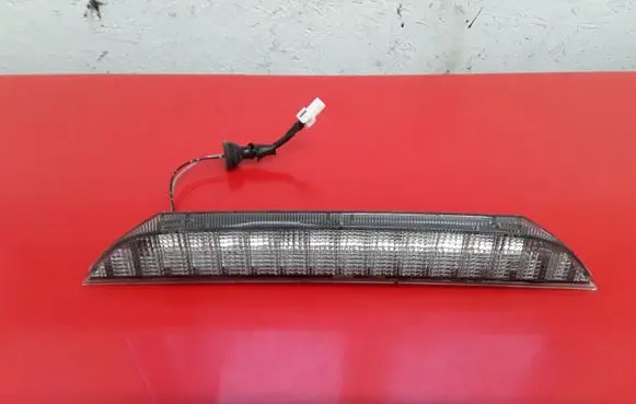 Citroen C-Crosser Third/center stoplight P5631