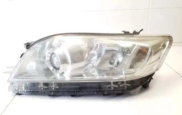 Toyota RAV 4 (XA30) Headlight/headlamp ICHIKOH4254