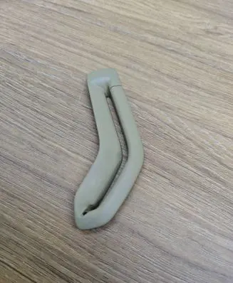 Volvo XC90 Seat belt trim 