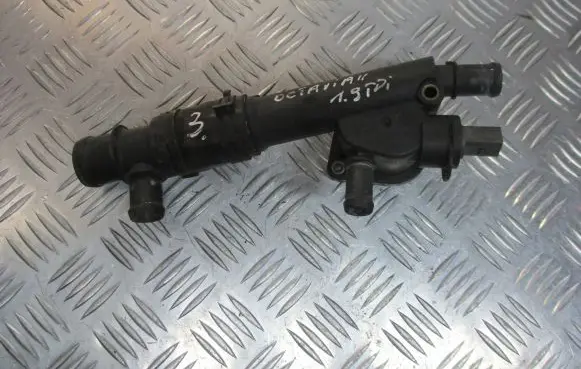 Skoda Octavia Mk2 (1Z) Thermostat housing 