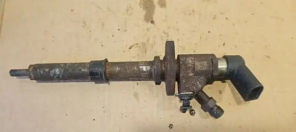 Citroen Jumpy Fuel injector 9657144580