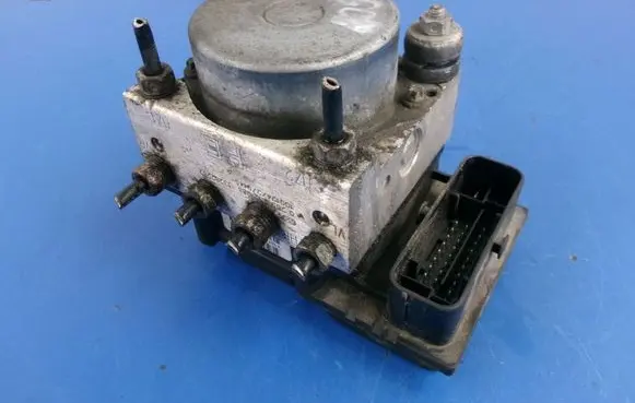 Opel Corsa D ABS Pump 13282282FE