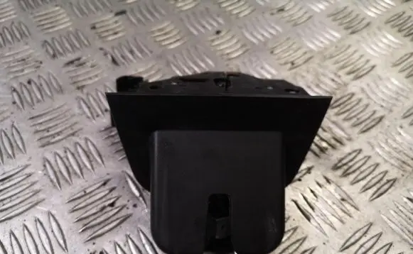 Audi A3 S3 8P Tailgate/trunk/boot lock/catch/latch 8P4827505C