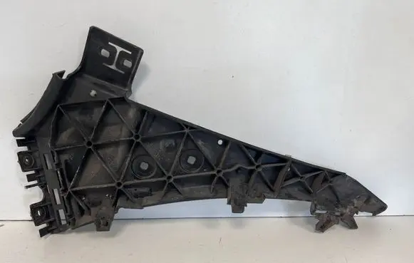 Audi Q7 4L Front bumper mounting bracket 4L0807284B