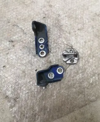 Ford Fusion II Front door hinge set P001A 22810