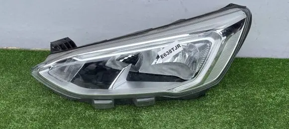 Ford Focus Headlight/headlamp JX7B-13W030-AE