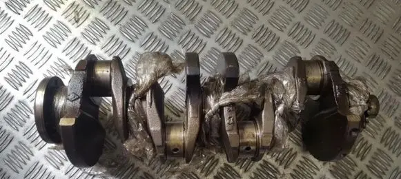 Renault Laguna I Crankshaft 