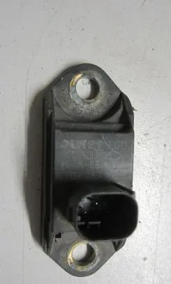Mercedes-Benz S W220 Airbag deployment crash/impact sensor 0015428018