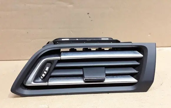Peugeot 308 Dashboard side air vent grill/cover trim 96778766