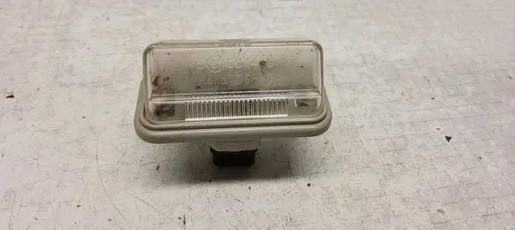 Toyota Avensis T250 Number plate light E1001479
