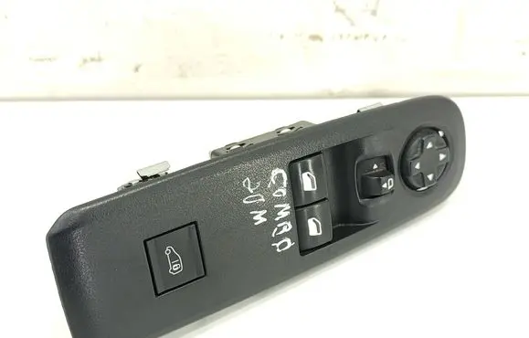 Opel Combo E Electric window control switch 060936J01 98167922ZD