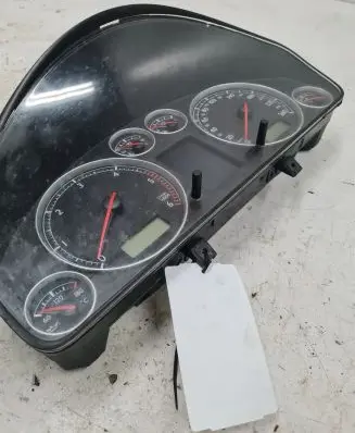 Volkswagen Sharan Speedometer (instrument cluster) 7M7920840E