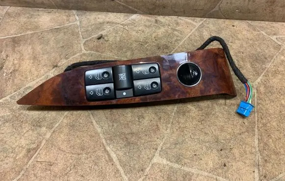 Mercedes-Benz CL C215 Electric window control switch A2157206848