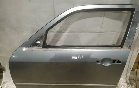 Dodge Magnum Front door PILKOS