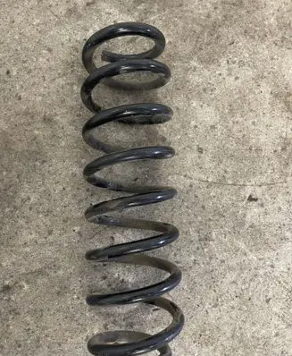 Mercedes-Benz ML W164 Front coil spring 