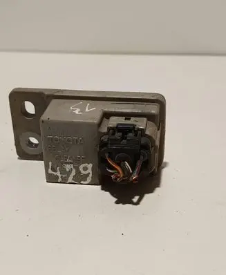 Toyota Avensis T250 Window wiper relay 8594205030