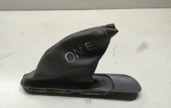 Mini One - Cooper Coupe R56 Handbrake trim 