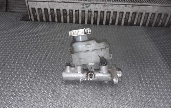 Clutch master cylinder