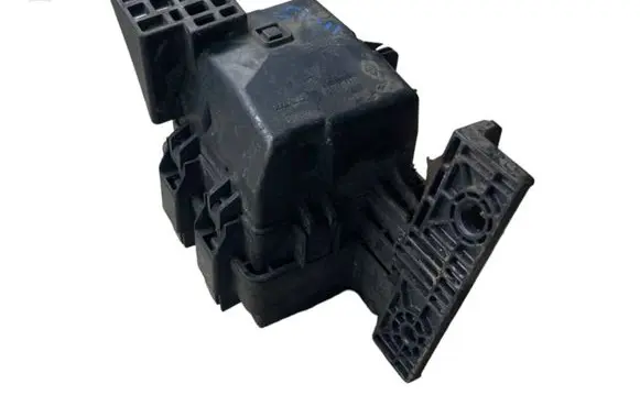 Renault Megane III Fuse box set 243880001R 63511832
