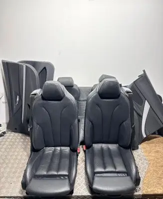 Seat set