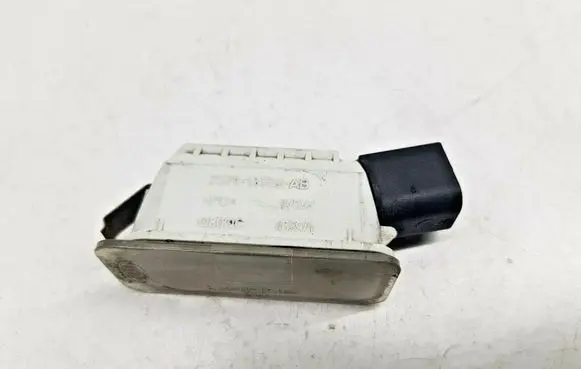 Ford Mondeo MK IV Number plate light 7S7113550AB