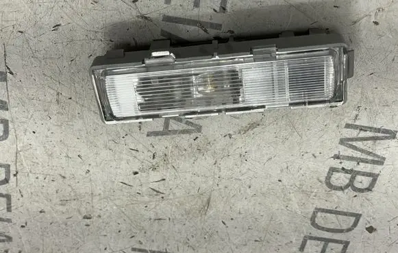 Mercedes-Benz ML W166 Rear door interior light A1669066901