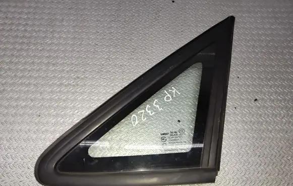 Chevrolet Rezzo Front triangle window/glass 