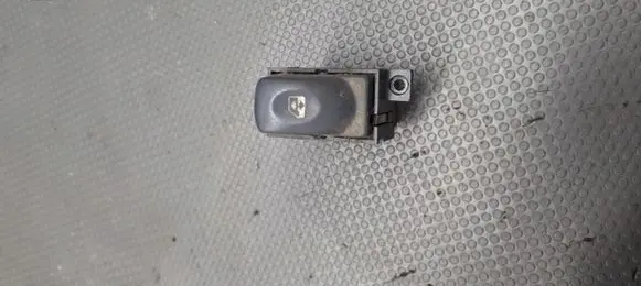 Renault Espace III Quarter vent window switch PBT-GF20