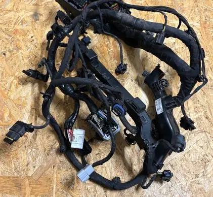 Hyundai i40 Engine installation wiring loom 914013Z120 3Z12015B05137 PA66GF30