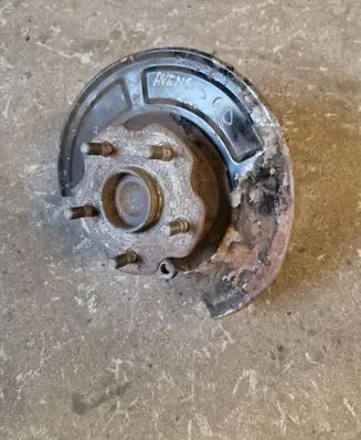 Toyota Avensis T270 Rear wheel hub