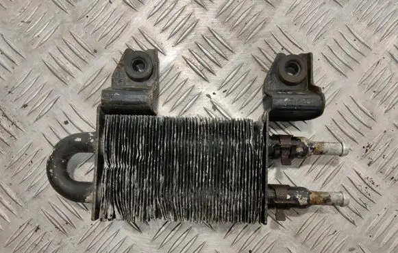 KIA Sportage Power steering radiator 
