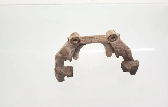 Volkswagen PASSAT B5 Front Brake Caliper Pad/Carrier 