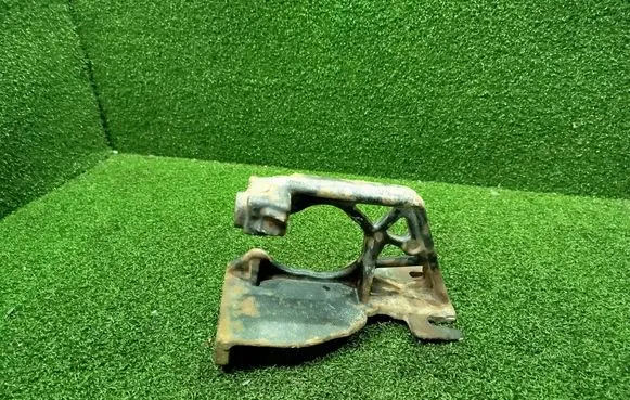 Renault Trafic III (X82) Engine mounting bracket 7854R