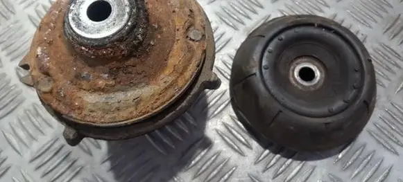 Opel Vectra B Coil spring mount 90538936