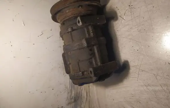 Chrysler Neon I Air conditioning (A/C) compressor (pump)