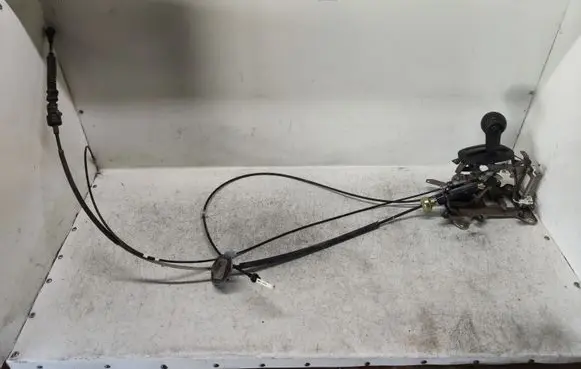 Chrysler Sebring (ST-22 - JR) Gear shifter/selector