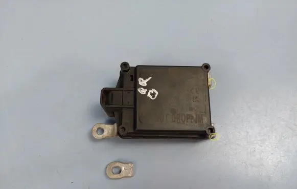 Distronic sensor radar