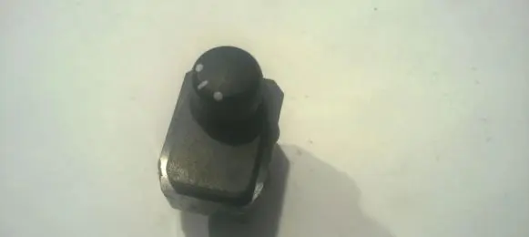 Suzuki Swift Cultus Wing mirror switch 62J001685T