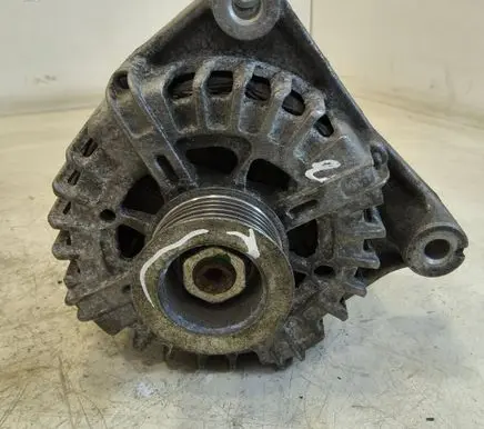 BMW 5 E60 E61 Generator/alternator FG18S019
