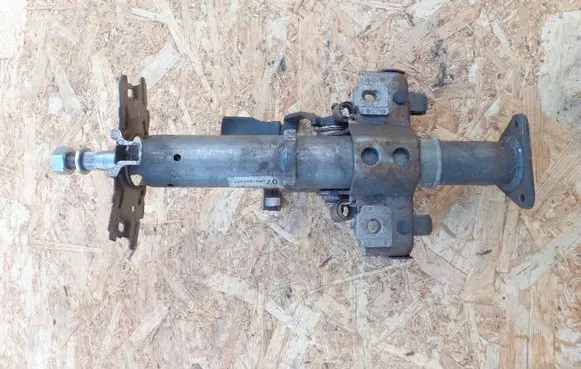 KIA Ceed Steering wheel axle 070801051557
