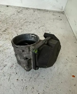 Volkswagen Golf V Throttle valve 03G128063G A2C53249824 120709589