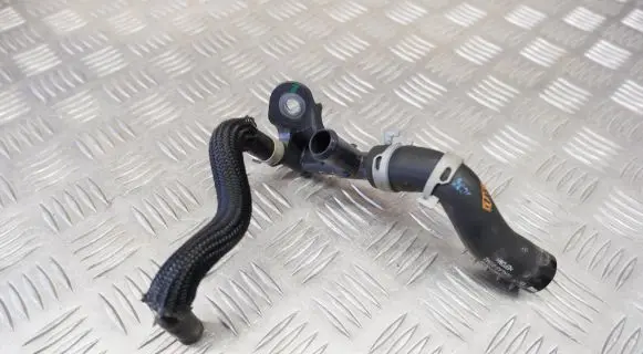 Toyota Yaris XP210 Engine coolant pipe/hose 16260F3070 16278F3010 16296F3060