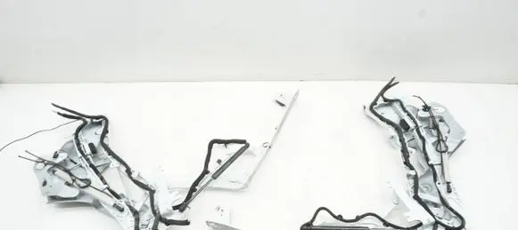 Renault Megane III Tailgate/trunk/boot hinge