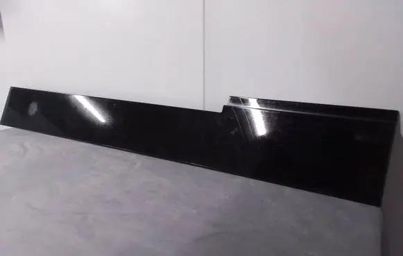 Roof trim bar molding cover