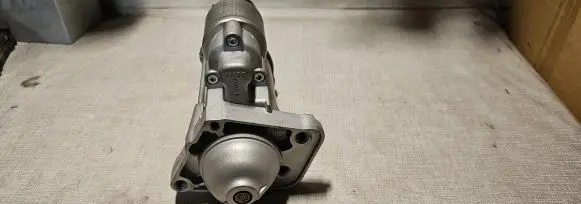 Nissan Qashqai Starter motor 233000379R 0001170625