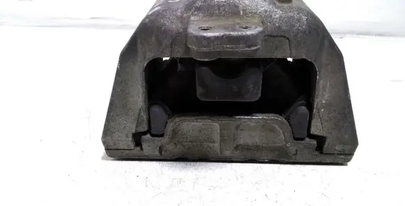 Volkswagen Golf IV Engine mount bracket 1J0199262