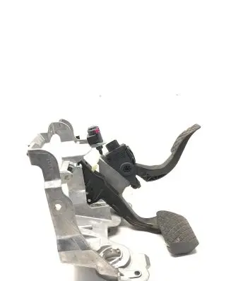 Audi A5 Sportback 8TA Pedal assembly 8K1721117 A1S112C01 8K1723523
