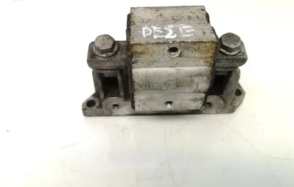 Mercedes-Benz E W211 Gearbox mount A1402421340