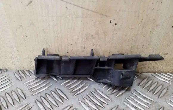 Audi A5 8T 8F Front bumper mounting bracket 8T0807283A