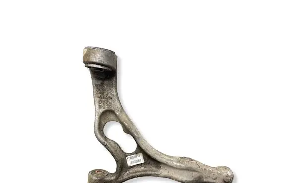 Volkswagen Touareg II Front lower control arm/wishbone 7P0407151E